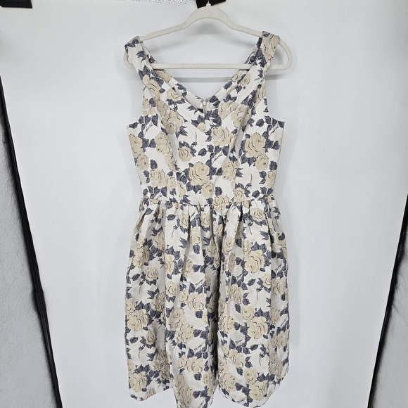 GAL MEETS GLAM Ava Rose Jacquard Dress Women's Size 12 Fit And Flare Pockets - Picture 3 of 13